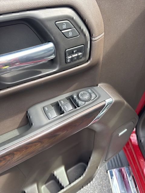 Used 2022 GMC Sierra 1500 SLT w/ SLT Premium Plus Package AWD/4WD image 19