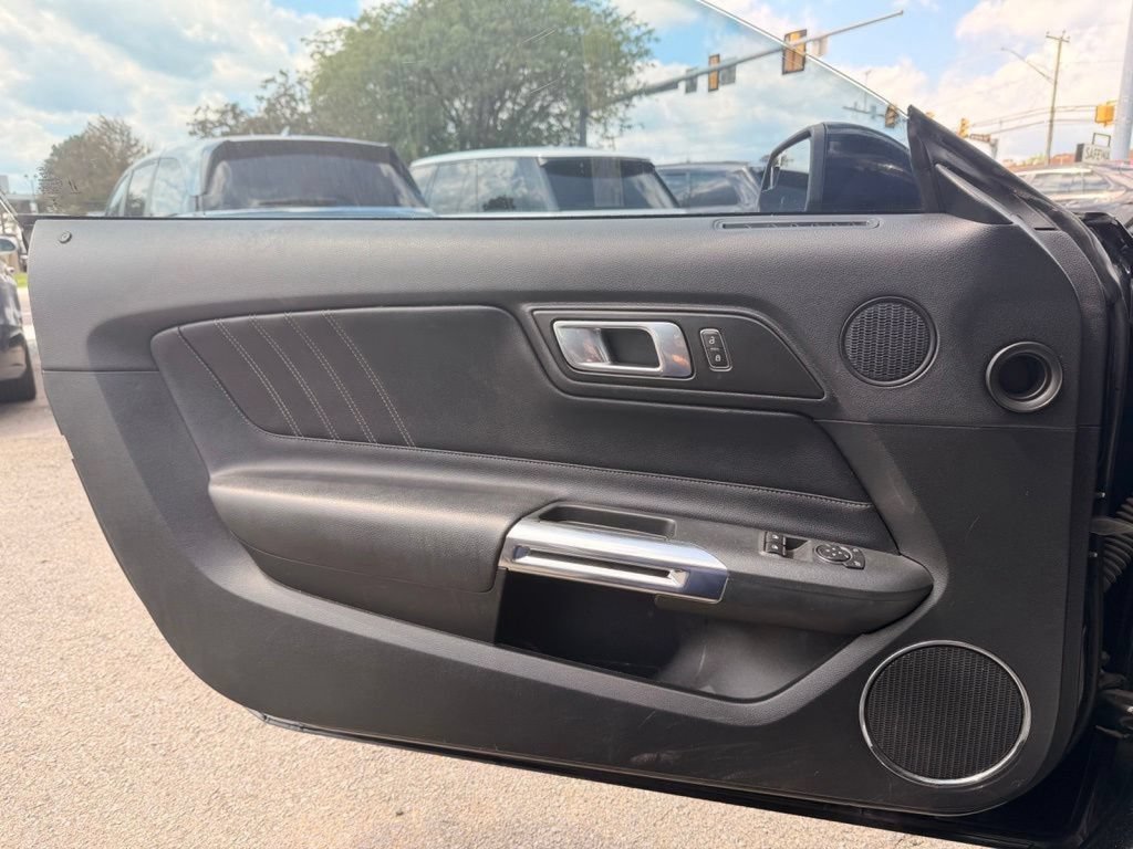 Used 2020 Ford Mustang GT Premium RWD image 20