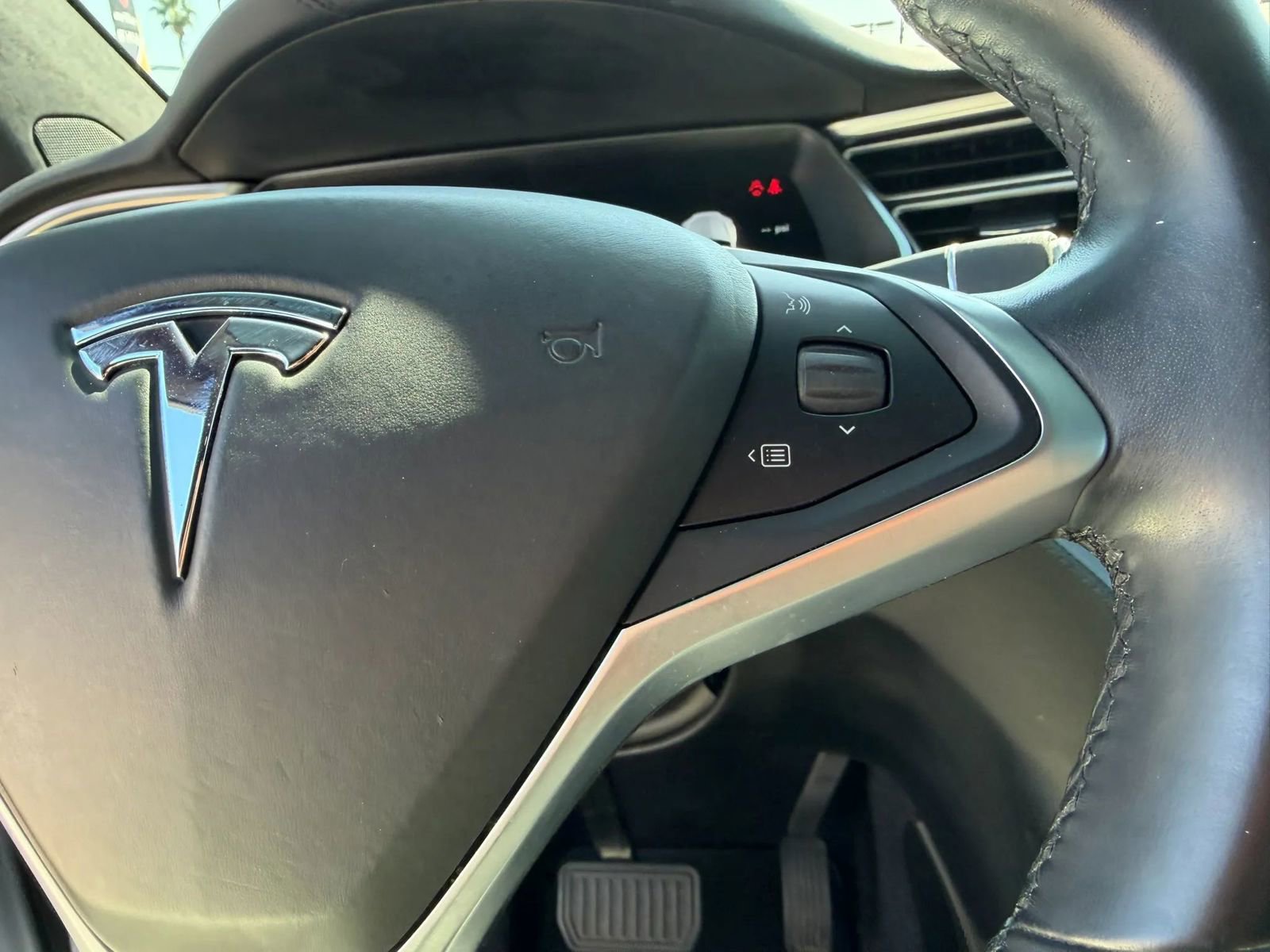 Used 2017 Tesla Model X 75D AWD/4WD image 14