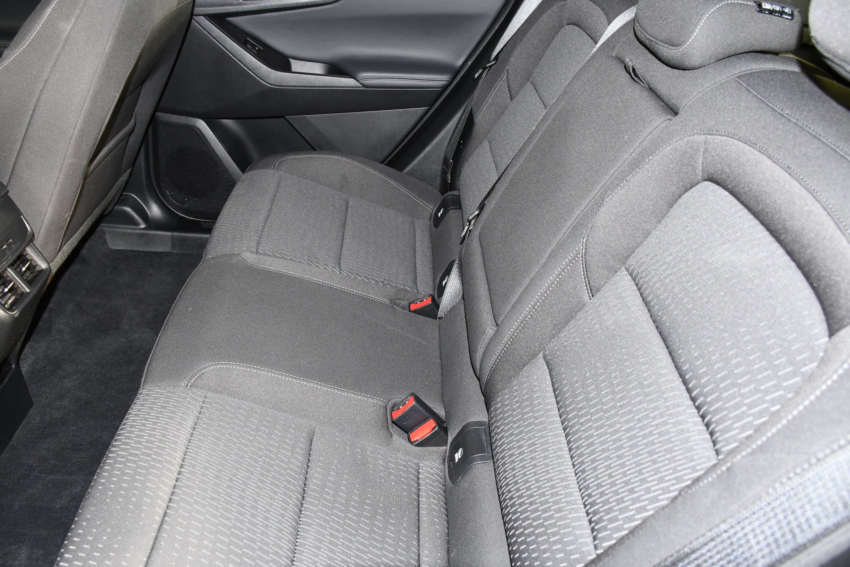 Used 2026 Chevrolet Equinox LT AWD/4WD image 48