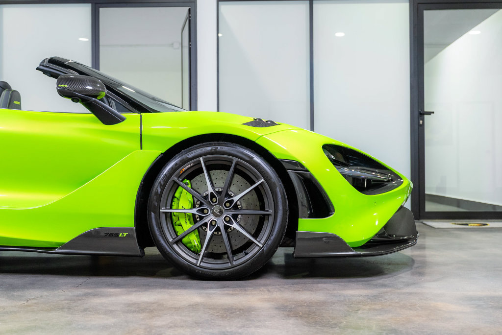 Used 2022 McLaren 765LT RWD image 5
