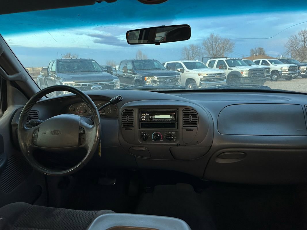 Used 2001 Ford F150 XLT image 26