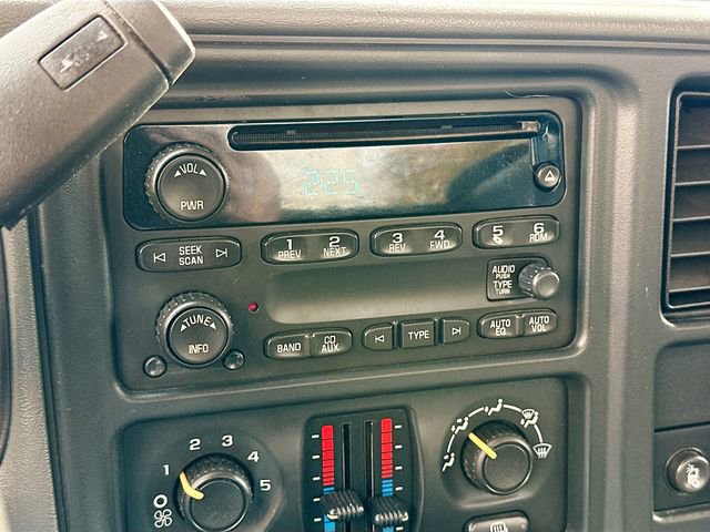 Used 2006 GMC Sierra 3500 SLE w/ Snow Plow Prep Package image 14