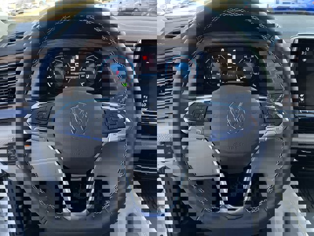 New 2026 Volkswagen Atlas SE image 15