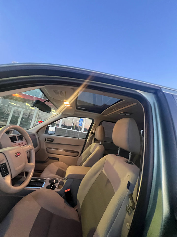 Used 2008 Ford Escape XLT image 12