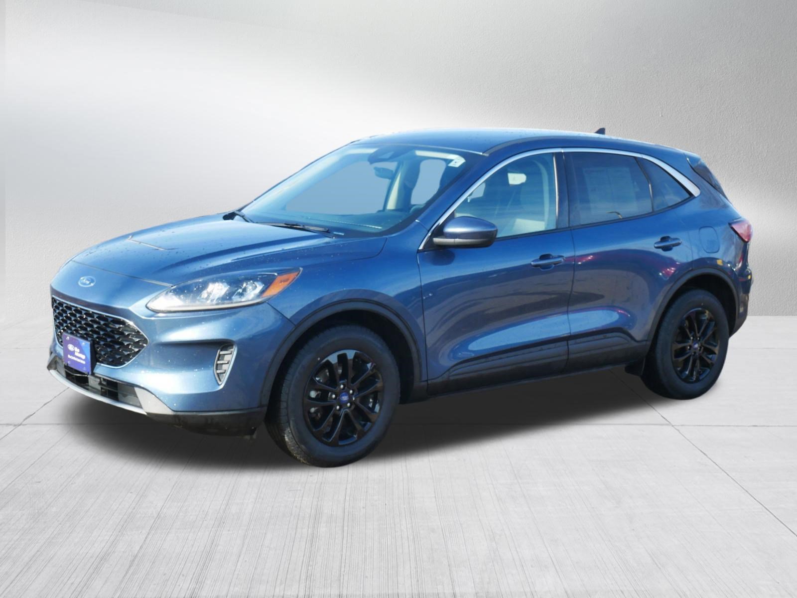 Certified 2020 Ford Escape SE image 3