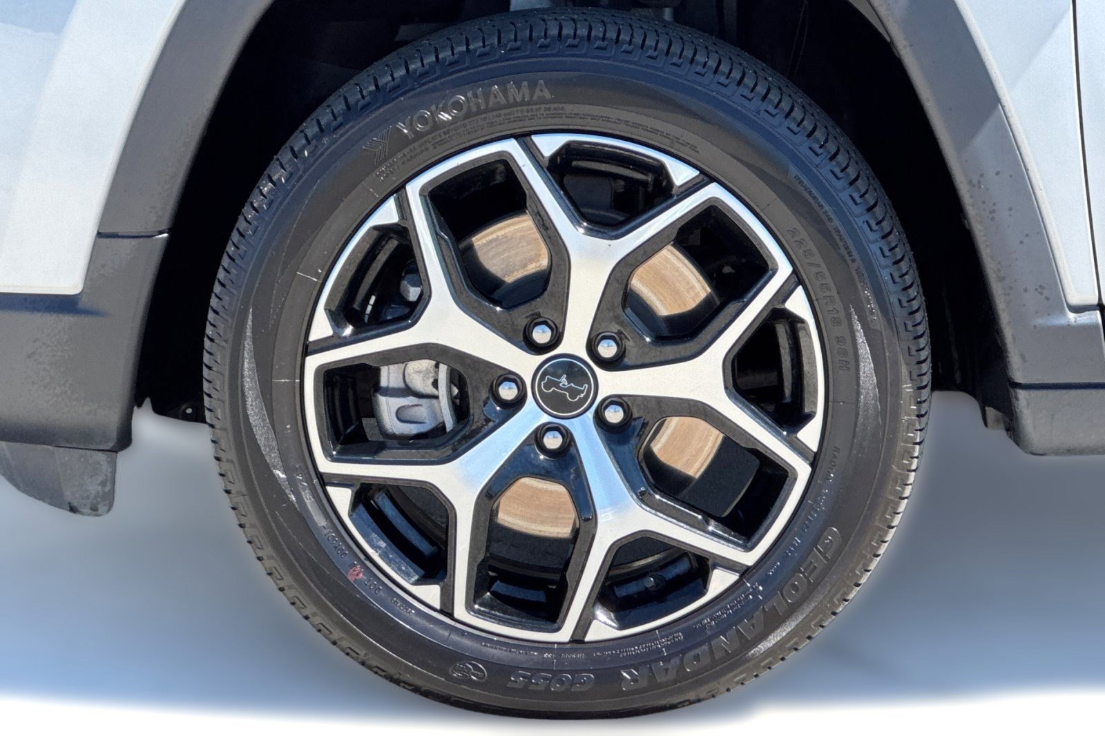 Used 2025 Jeep Compass Limited image 10