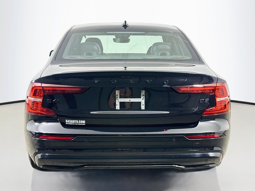 Used 2023 Volvo S60 B5 Plus FWD image 6