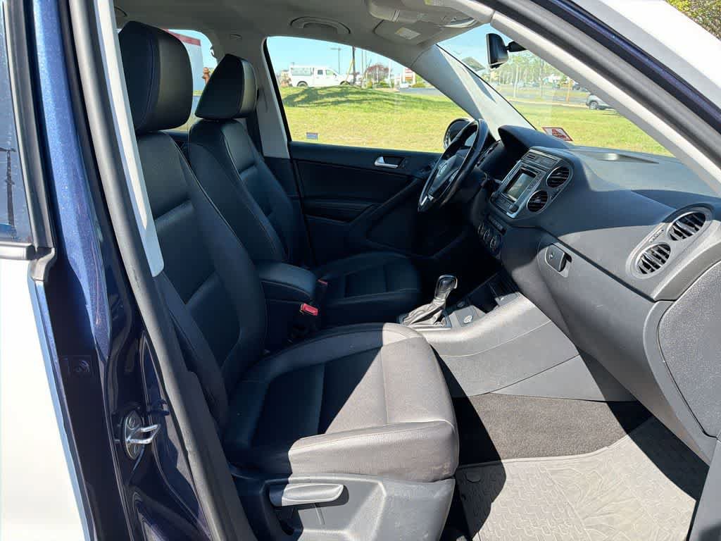 Used 2016 Volkswagen Tiguan S FWD image 15