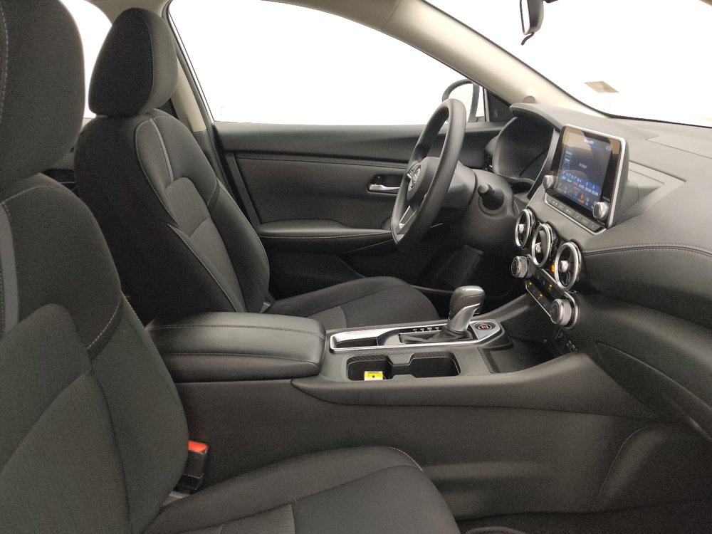 Used 2025 Nissan Sentra SV FWD image 21