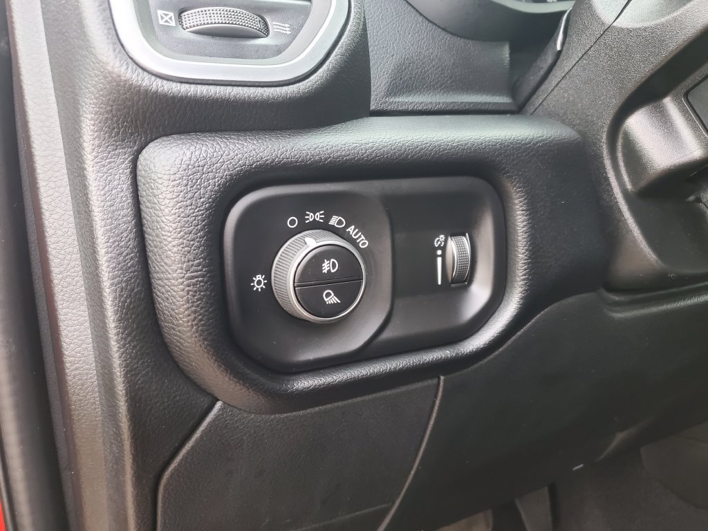 Used 2026 RAM 2500 Big Horn AWD/4WD image 20