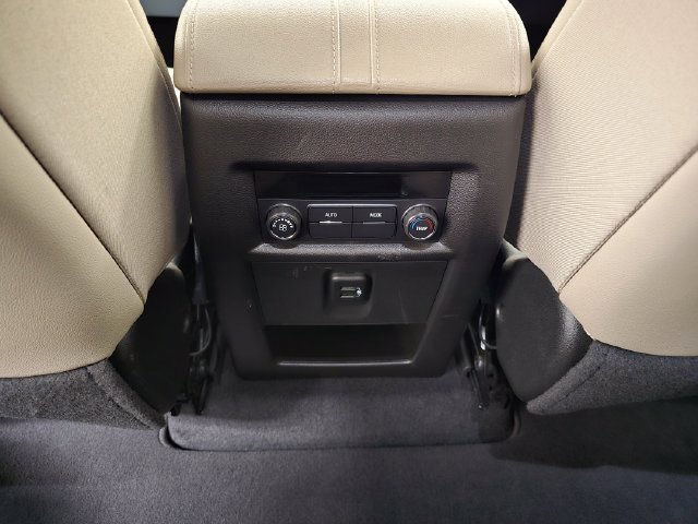 Used 2023 Chevrolet Traverse LT AWD/4WD image 27