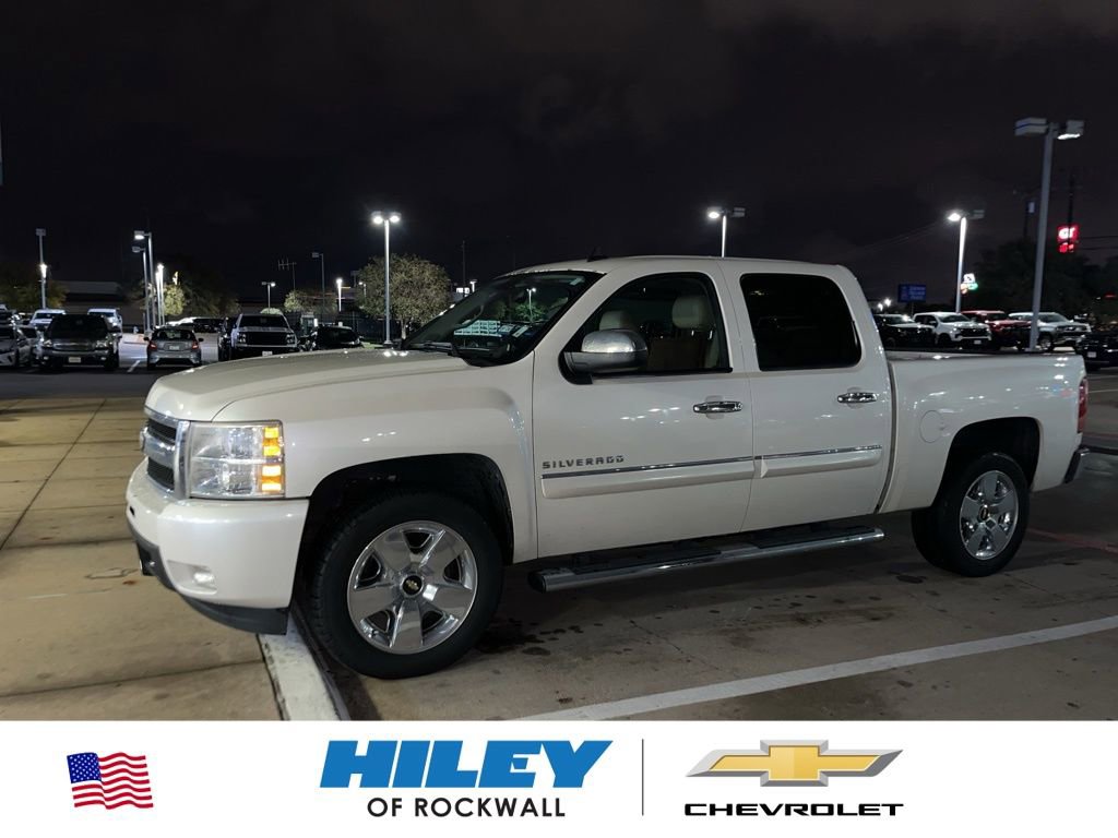 Used 2011 Chevrolet Silverado 1500 LTZ w/ LTZ White Diamond Edition