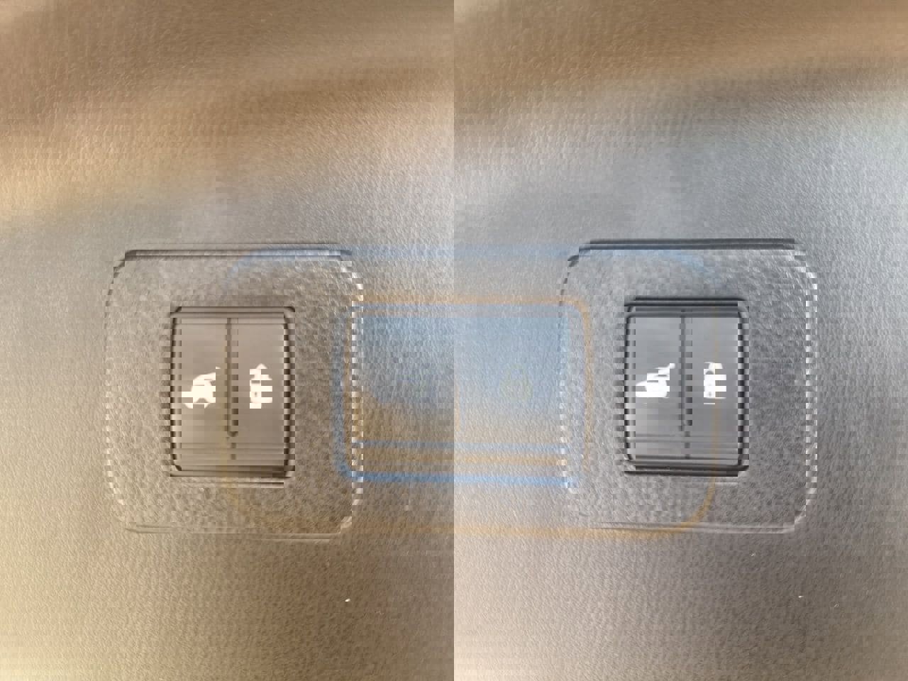 Used 2022 Nissan Armada Platinum w/ Captain's Chairs Package image 40