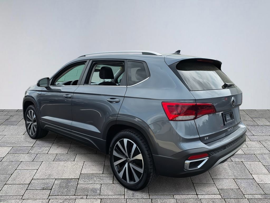 Used 2022 Volkswagen Taos SE w/ Panoramic Sunroof Package image 5