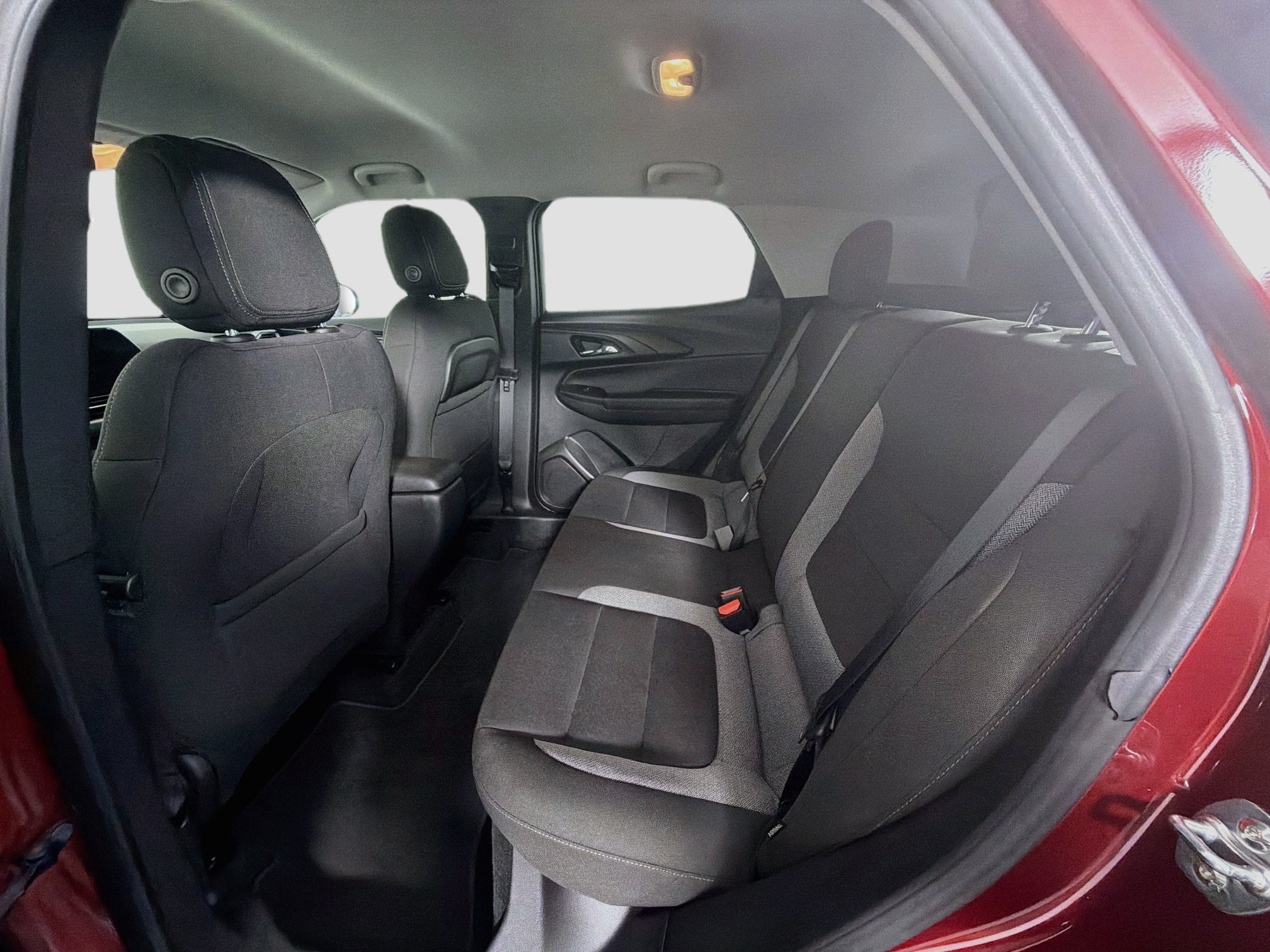 Used 2025 Chevrolet TrailBlazer LT FWD image 25
