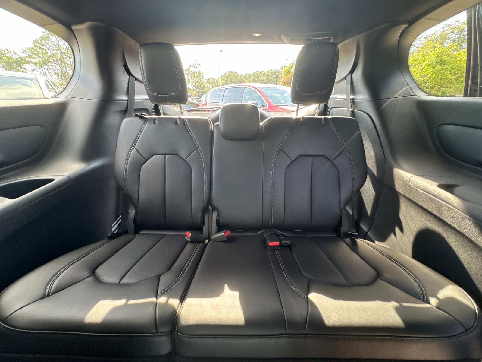 New 2026 Chrysler Voyager LX image 13