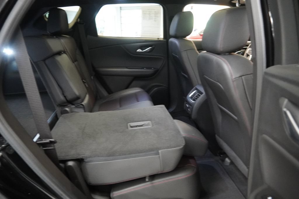 Used 2023 Chevrolet Blazer RS w/ Enhanced Convenience Package AWD/4WD image 35