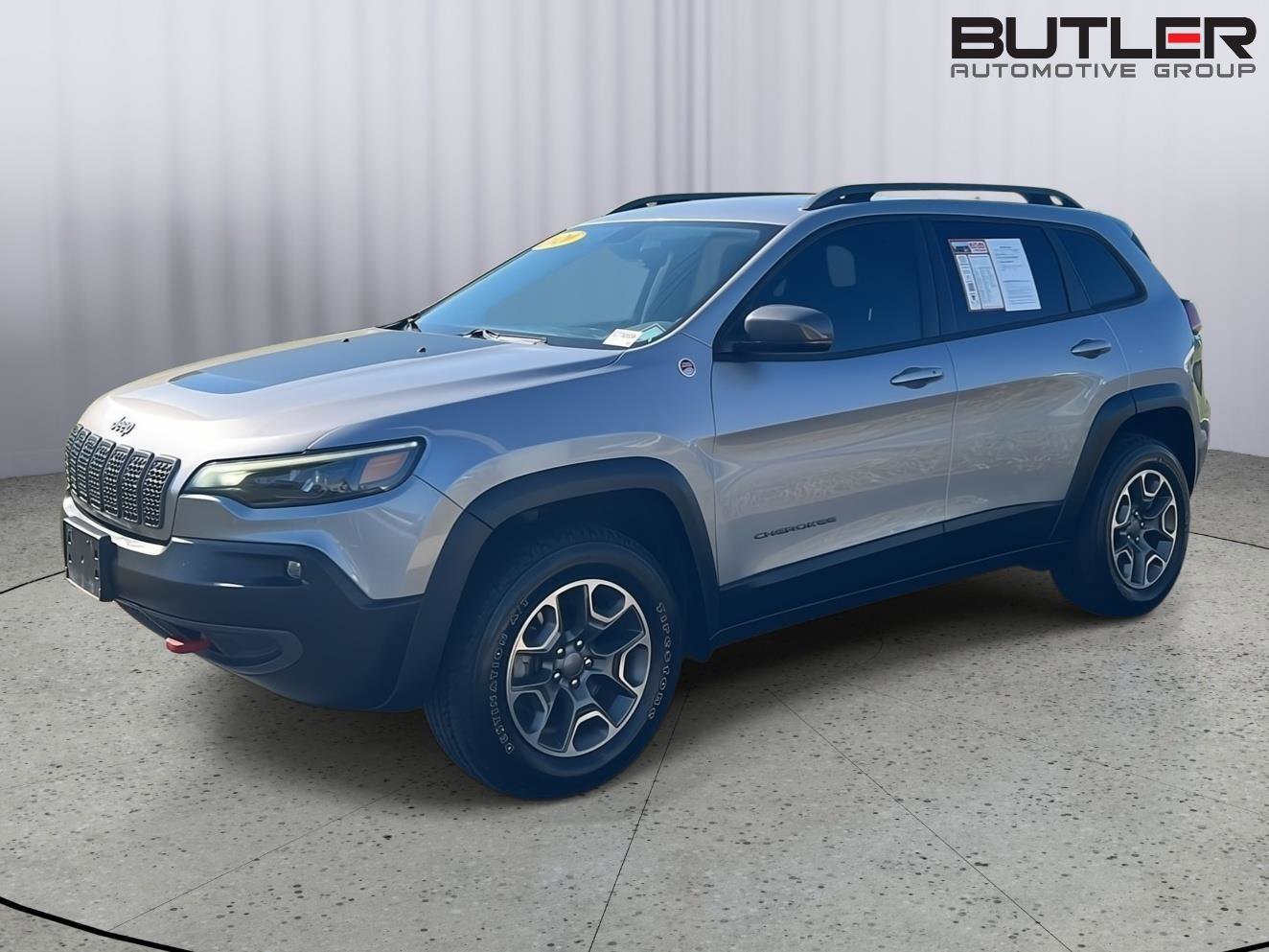 Used 2020 Jeep Cherokee Trailhawk AWD/4WD image 1