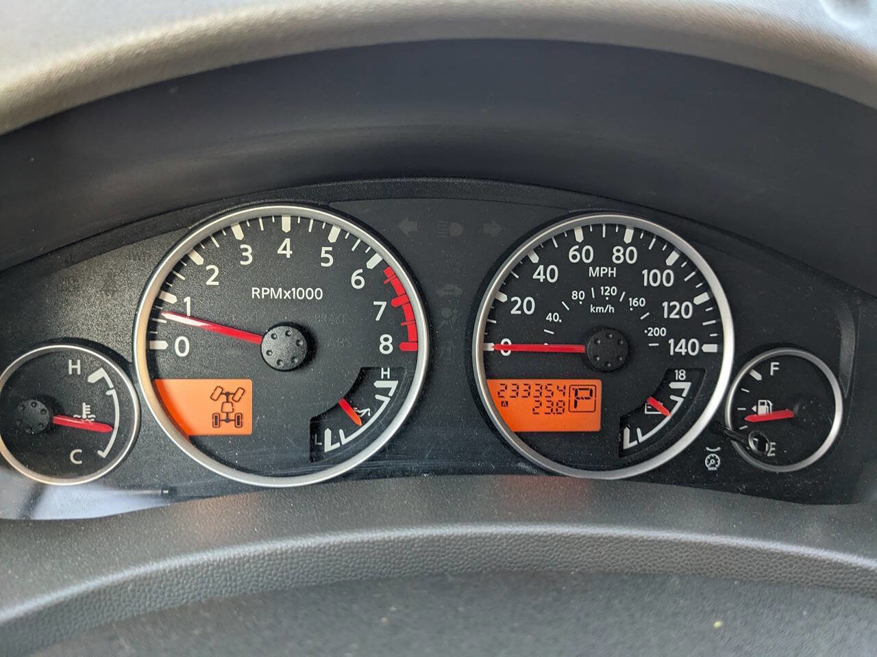 Used 2005 Nissan Xterra SE image 13