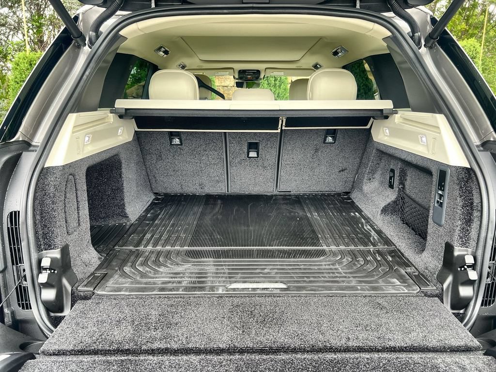 New 2026 Land Rover Range Rover SE AWD/4WD image 18