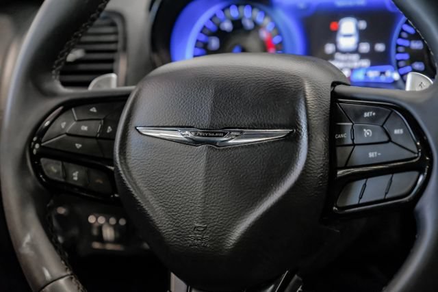 Used 2022 Chrysler 300 S w/ Comfort Group RWD image 27