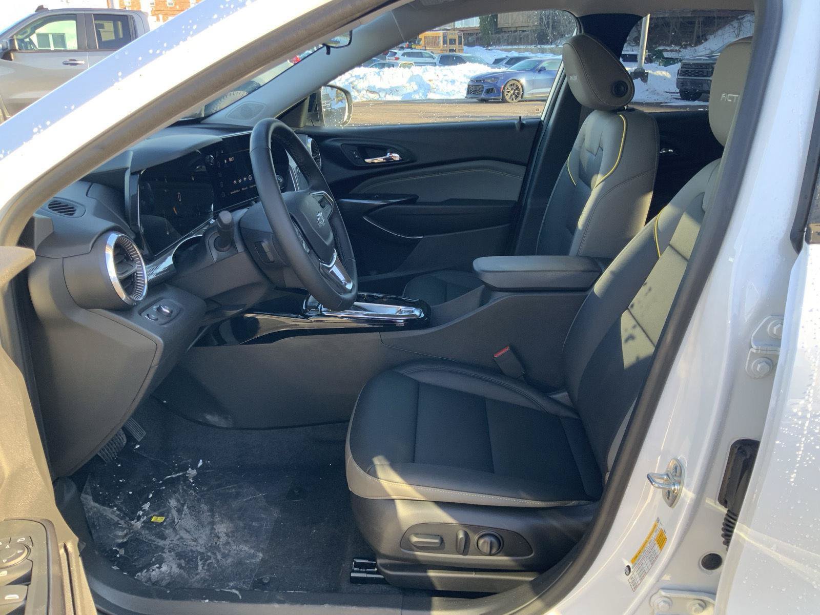 New 2026 Chevrolet Trax ACTIV FWD image 10