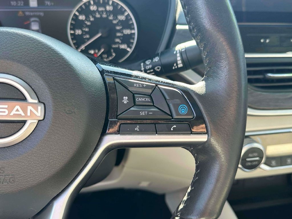Used 2023 Nissan Altima 2.5 SL FWD image 21