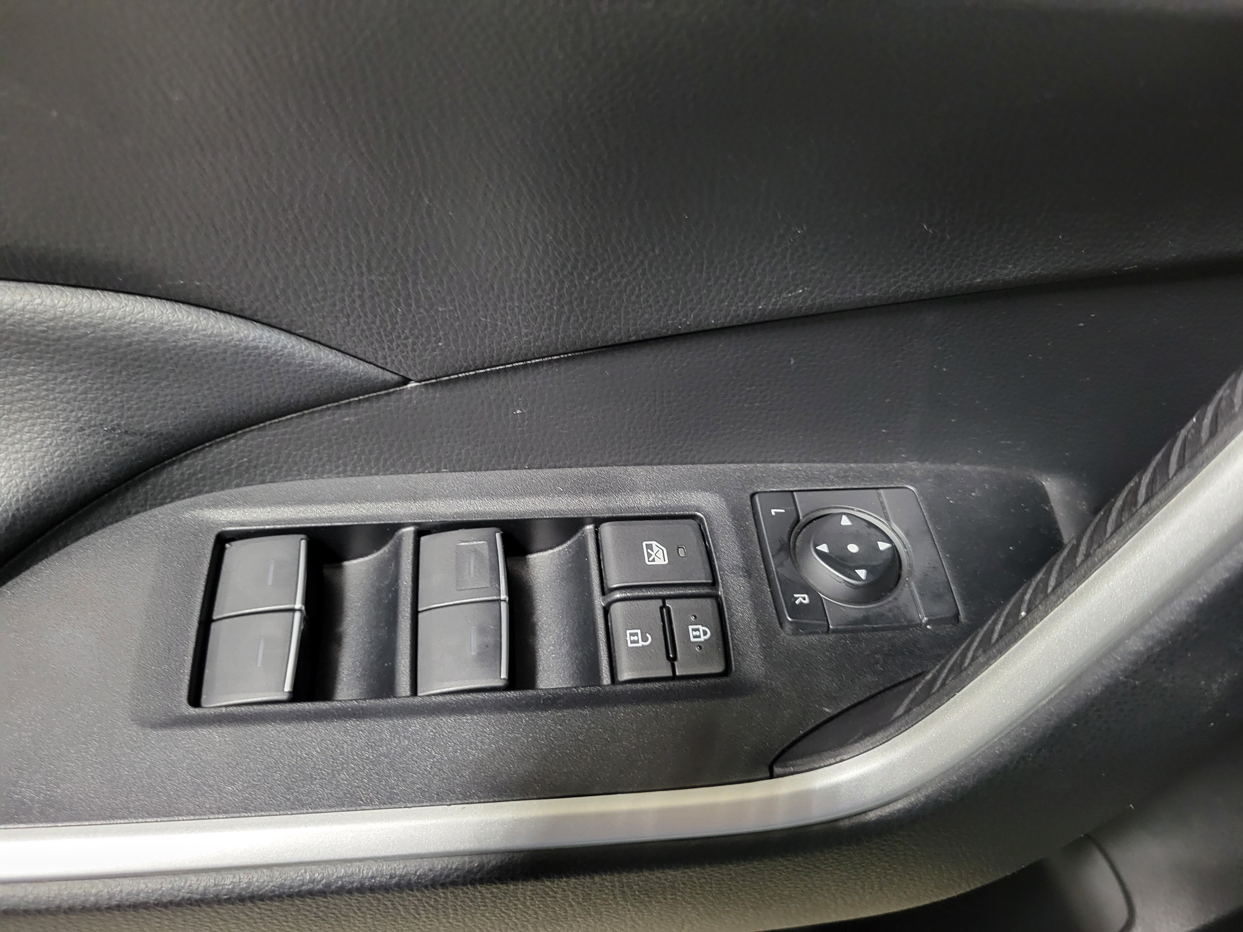 Used 2023 Toyota RAV4 XLE w/ XLE Grade Weather Package AWD/4WD image 20