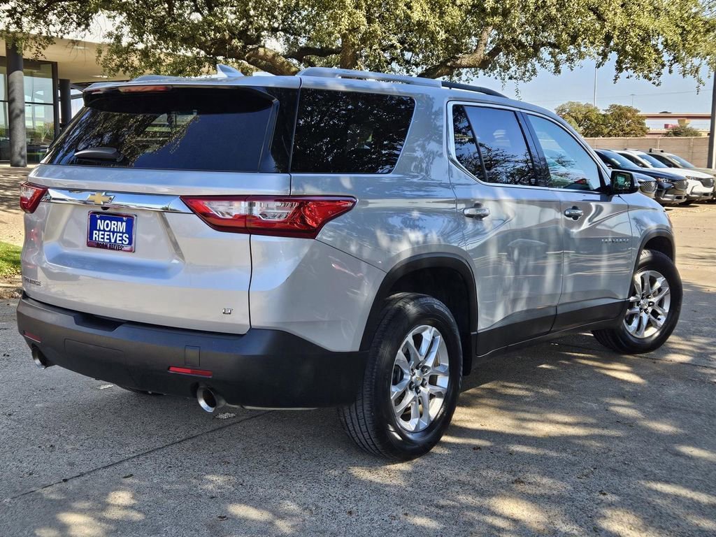 Used 2018 Chevrolet Traverse LT image 5