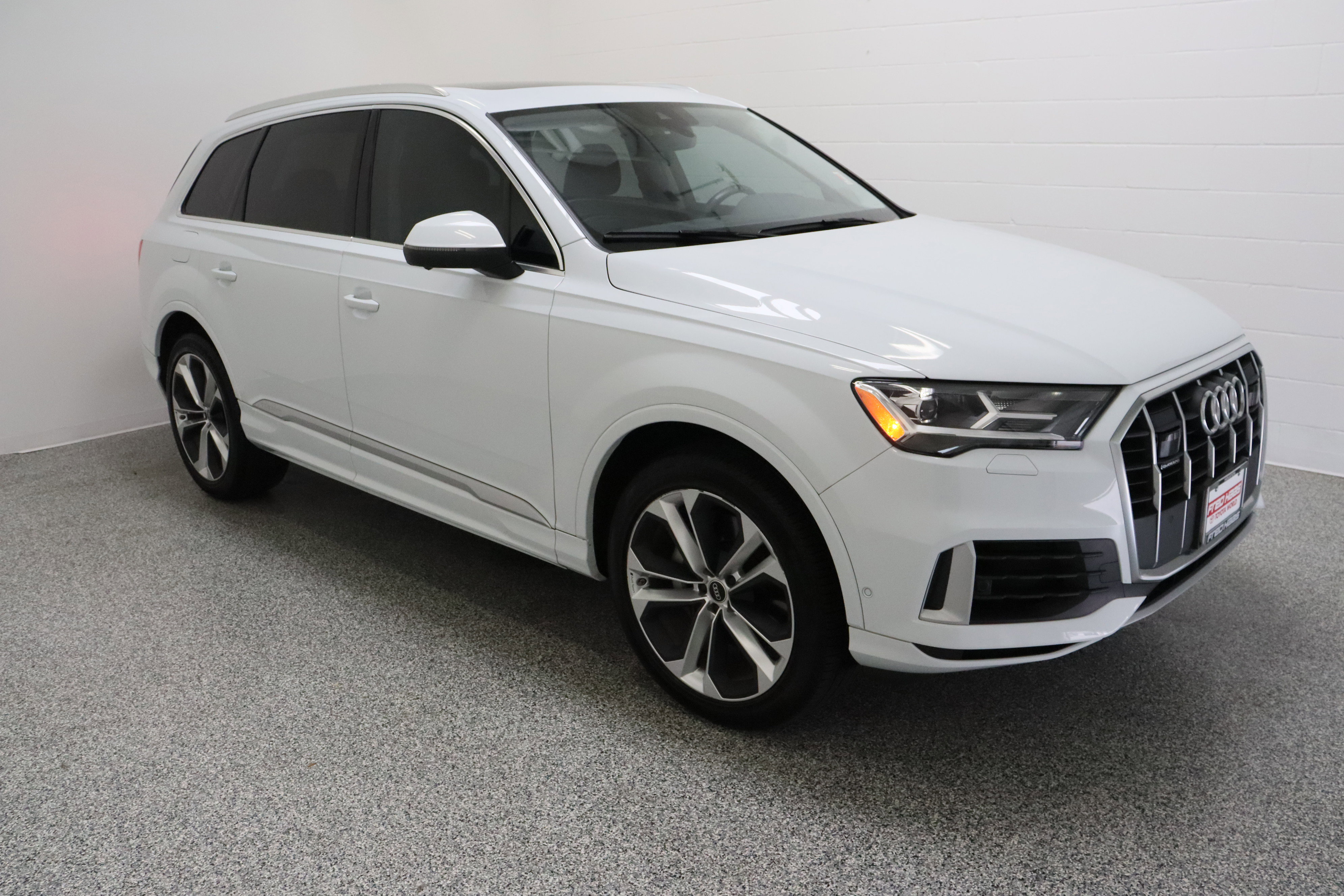 Used 2022 Audi Q7 3.0T Premium Plus image 4