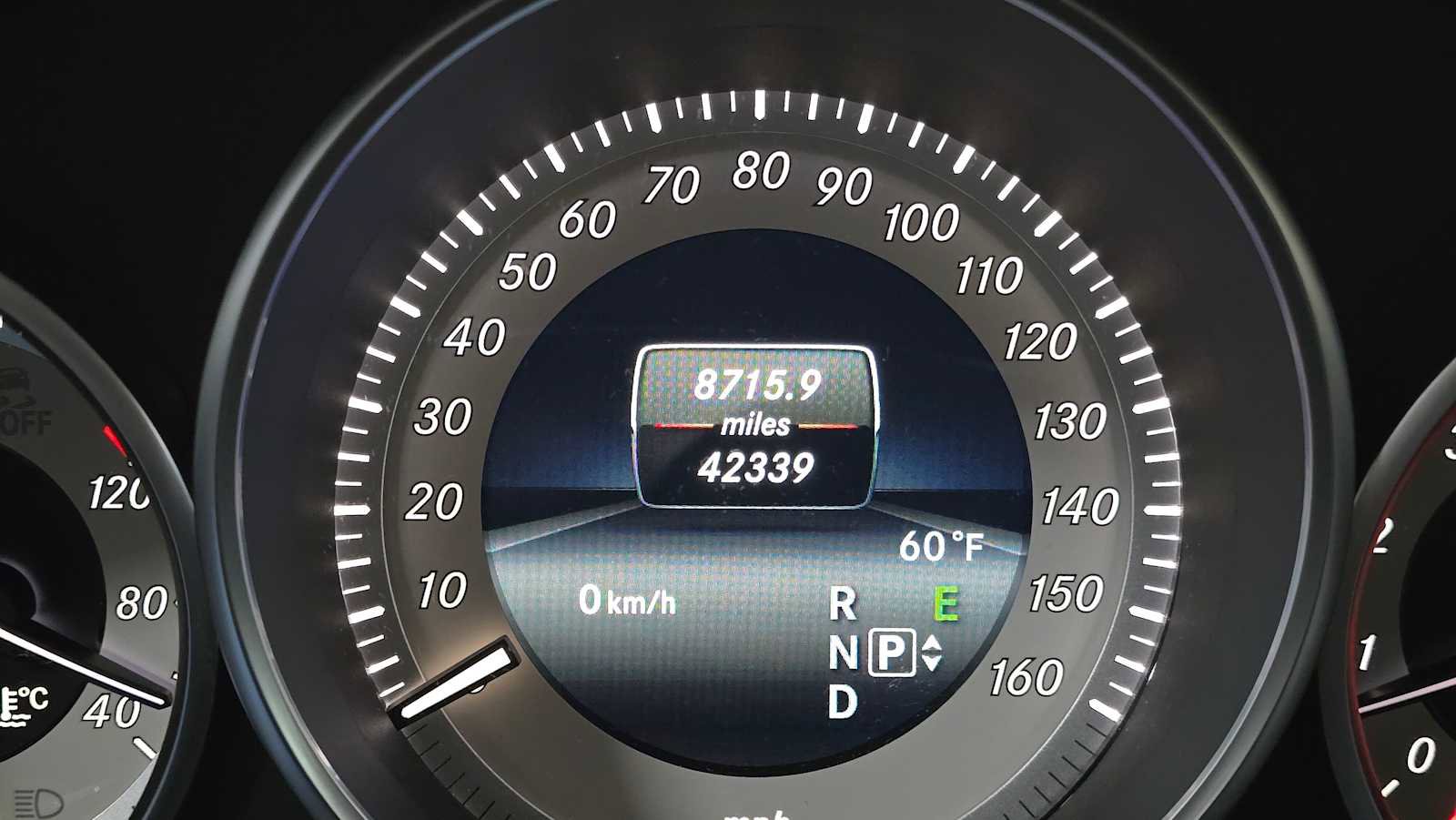 Used 2016 Mercedes-Benz E 400 4MATIC Coupe image 31