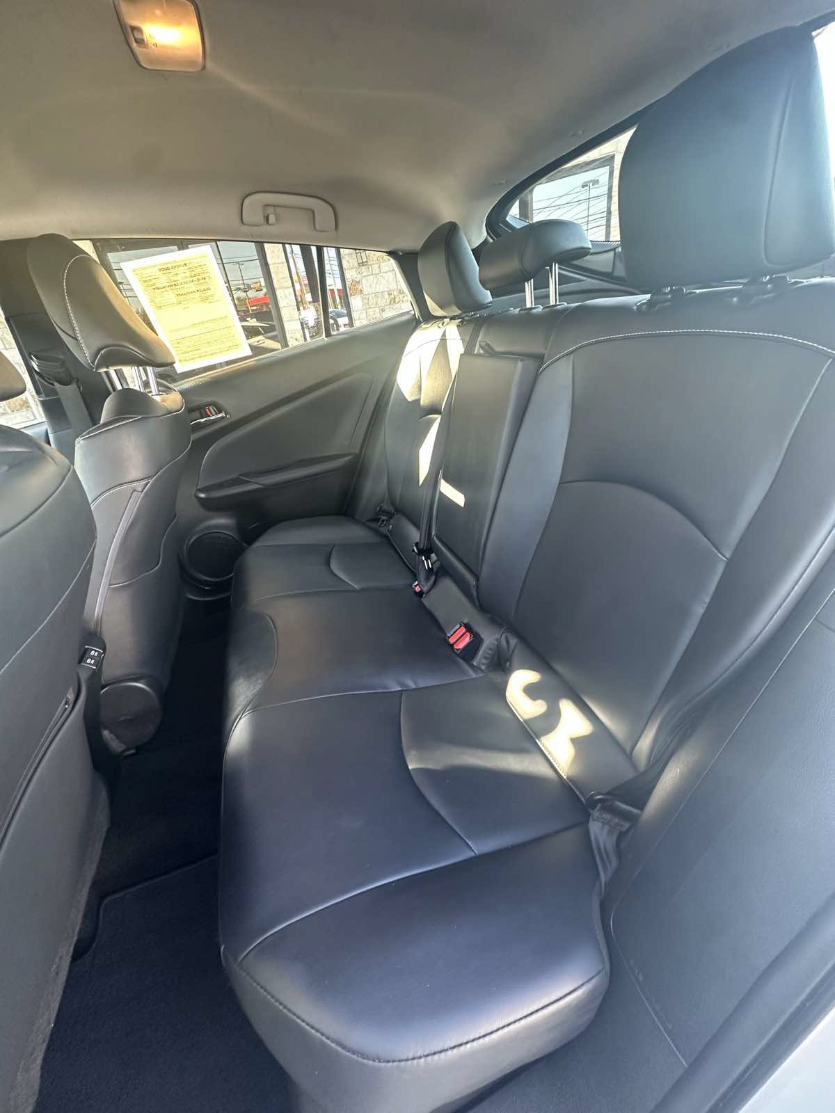 Used 2021 Toyota Prius Prime XLE w/ Carpet Mat Package (TMS) FWD image 9