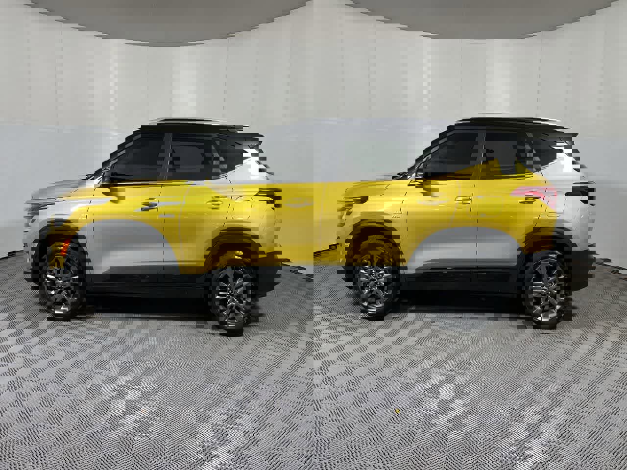 Used 2023 Kia Seltos S w/ Navigation Package image 5