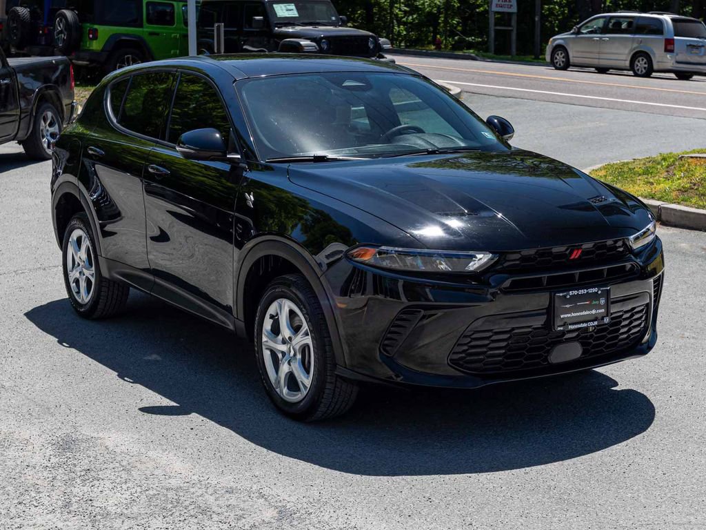 Used 2024 Dodge Hornet GT Plus AWD/4WD image 3
