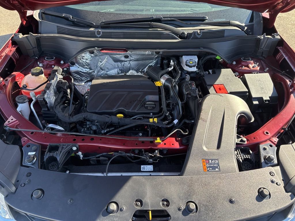 Used 2025 Chevrolet Trax LS w/ LS Convenience Package image 31