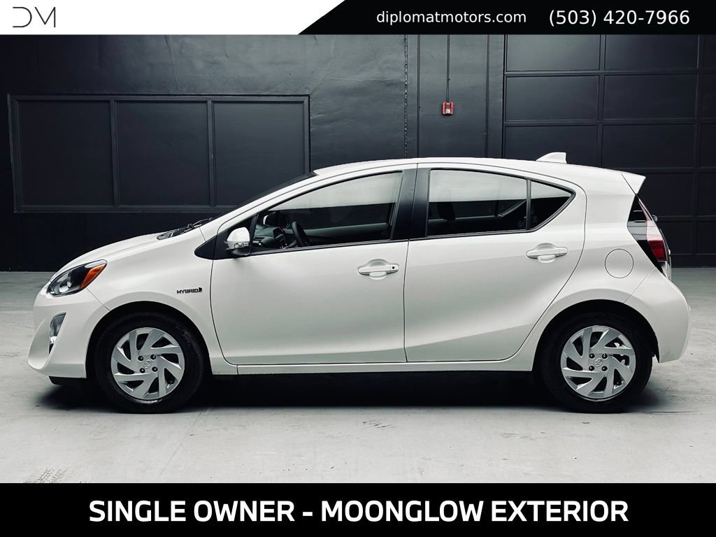 Used 2015 Toyota Prius C Two FWD image 3