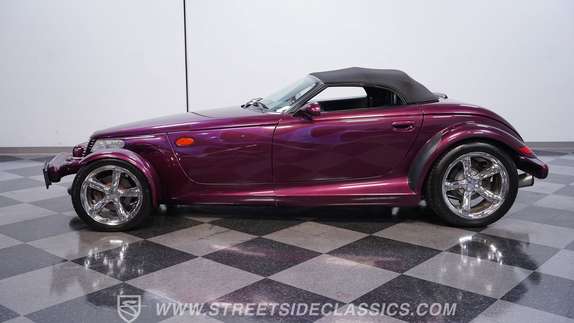 Used 1999 Plymouth Prowler RWD image 2