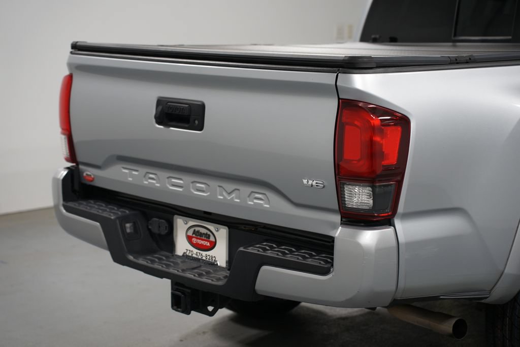 Used 2023 Toyota Tacoma SR5 w/ Technology Package RWD image 9