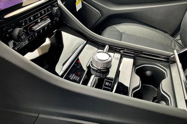 New 2025 Jeep Grand Cherokee L Overland image 9