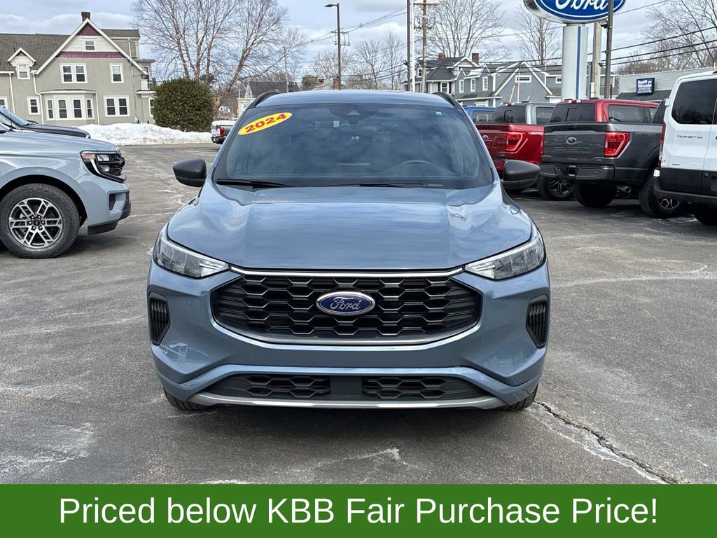 Used 2024 Ford Escape ST-Line image 2