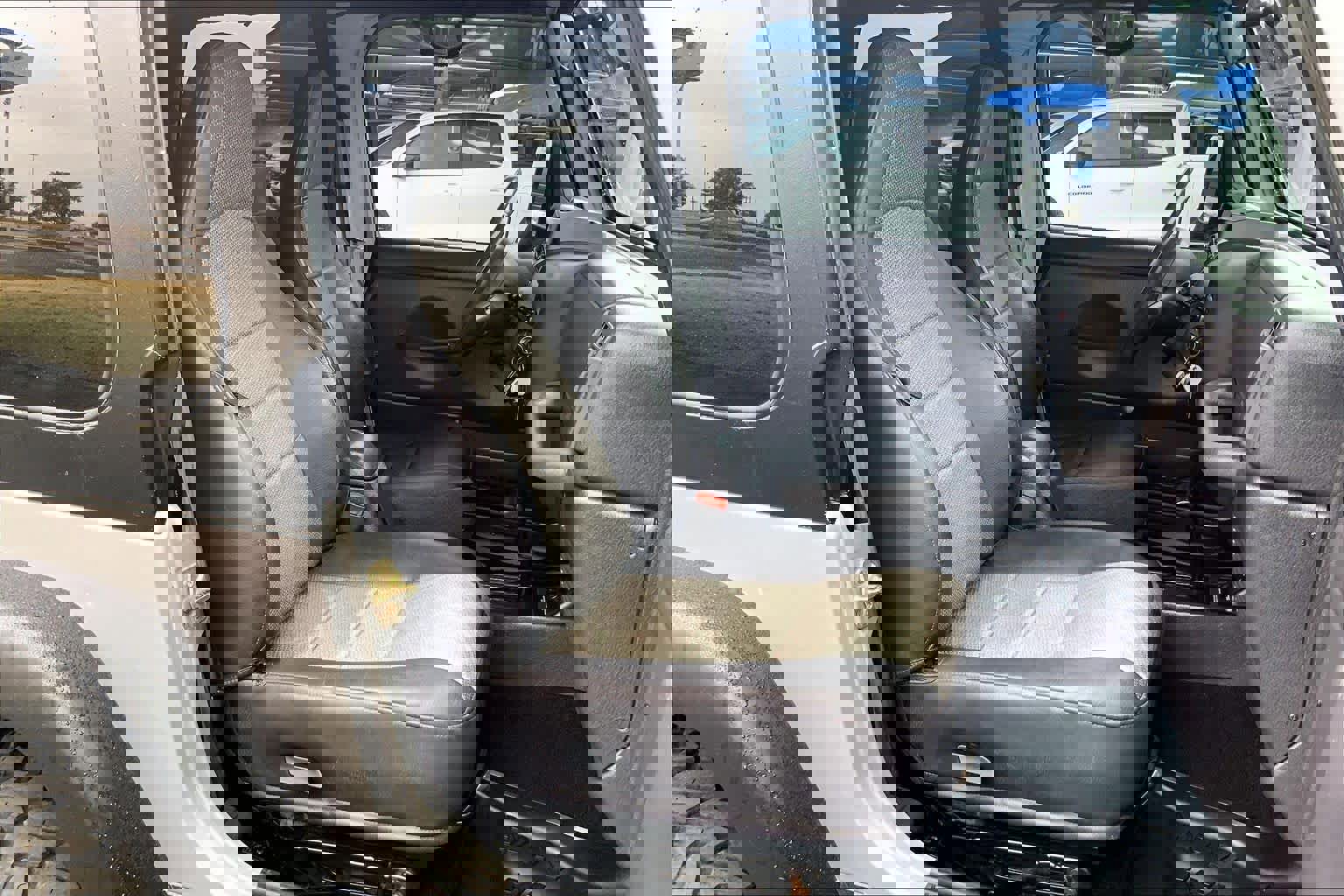 Used 2000 Jeep Wrangler Sport image 8