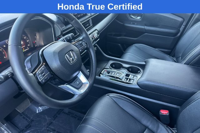 Certified 2025 Honda Pilot Elite image 7