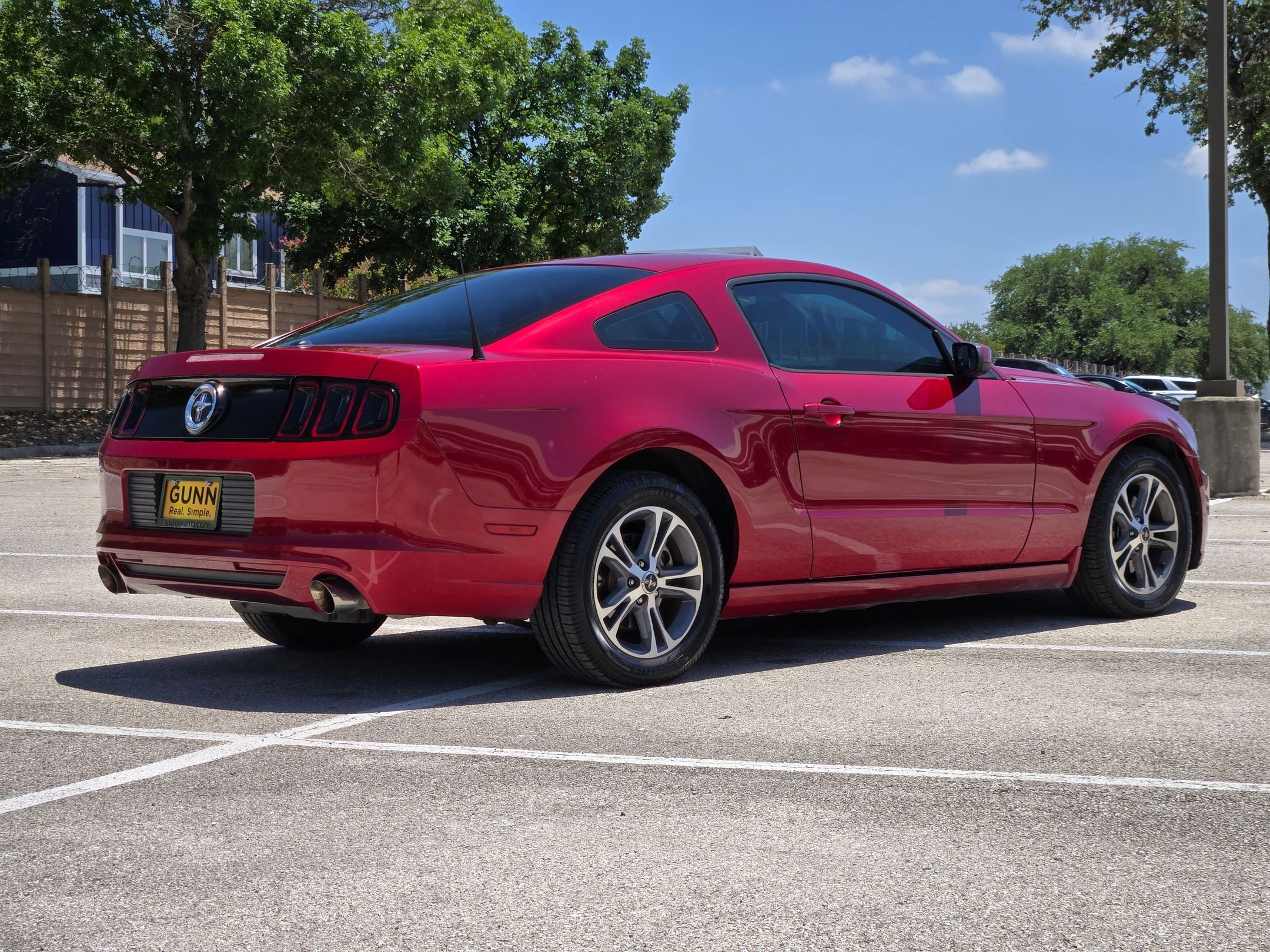 Used 2014 Ford Mustang Premium RWD image 4