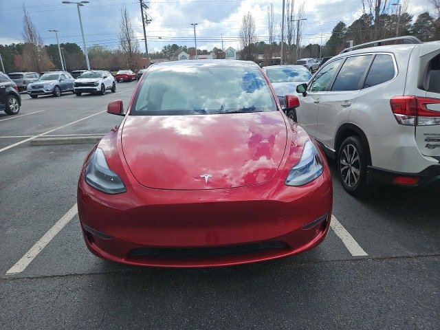 Used 2024 Tesla Model Y Long Range image 2