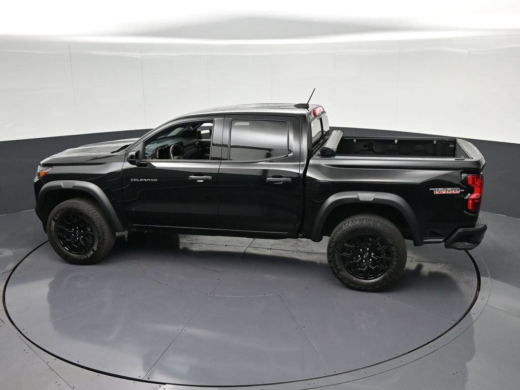 Used 2024 Chevrolet Colorado Trail Boss w/ Advanced Trailering Package AWD/4WD image 26