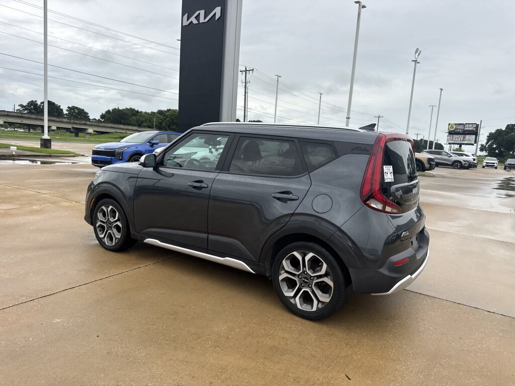 Used 2022 Kia Soul X-Line FWD image 25
