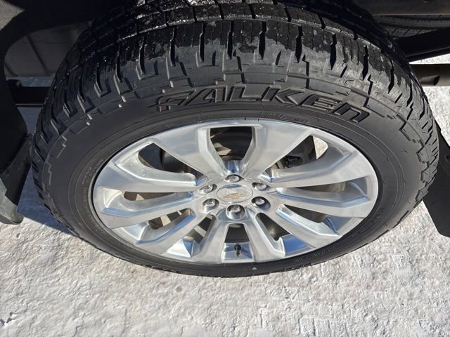 Used 2021 Chevrolet Silverado 1500 High Country w/ Technology Package image 8