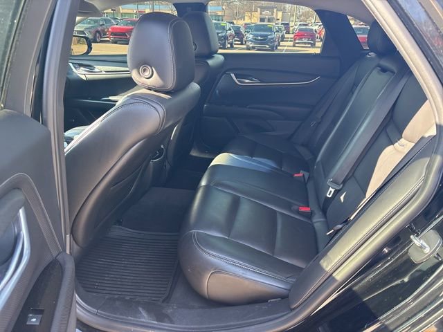 Used 2016 Cadillac XTS image 15