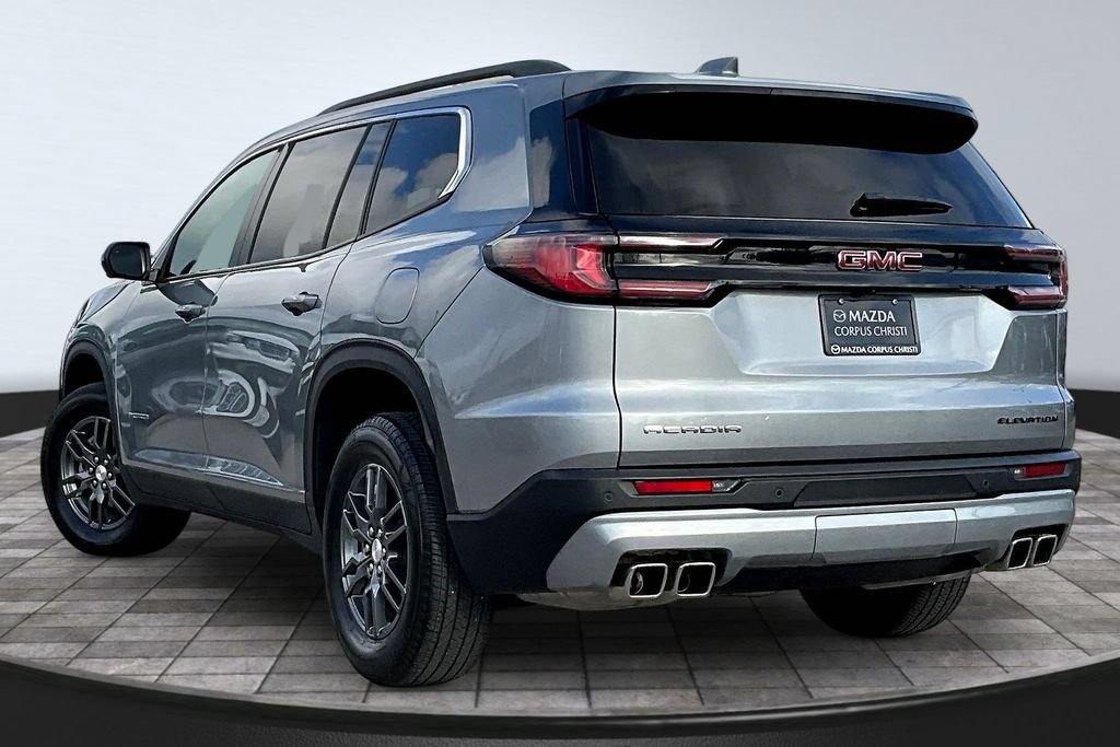 Used 2025 GMC Acadia Elevation FWD image 5